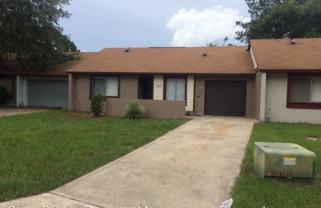 163 Sand Pine Circle - 163 Sand Pine Cir, Sanford, FL 32773