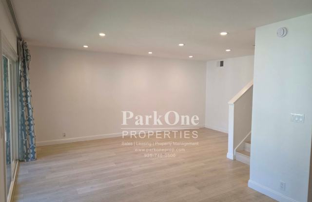 Spacious Walnut Creek Condo with Community Pool Gallery 3