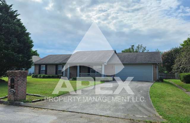 Nice 3 Bd - 2 Ba Brick Front Single Family Home w/Garage in Maryville! photos photos