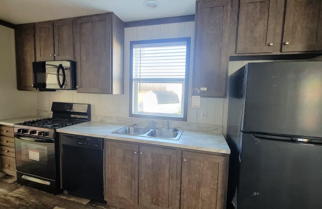 372 Utah Court photos photos