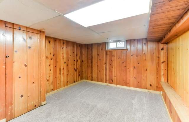 5736 S 26th Avenue Gallery 4