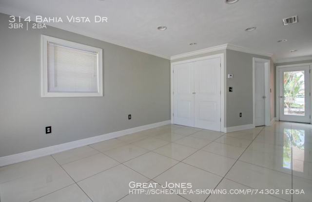 314 Bahia Vista Dr Gallery 2