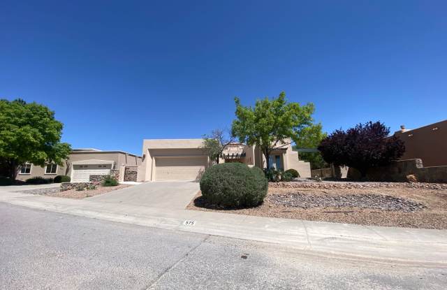 Nice Home In the Roadrunner Area - 575 La Melodia Drive, Las Cruces, NM 88011