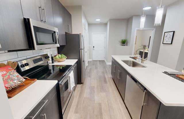 Autumn Breeze Apartments Gallery 2