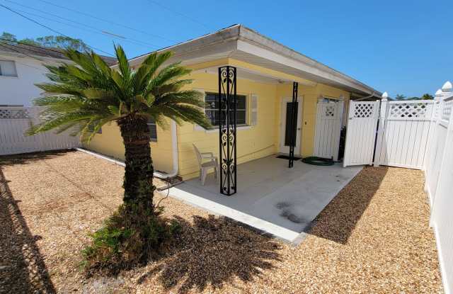 505 Manatee Ct. photos photos