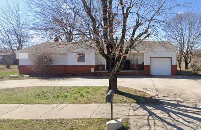 2544 Butterfield Coach  RD photos photos