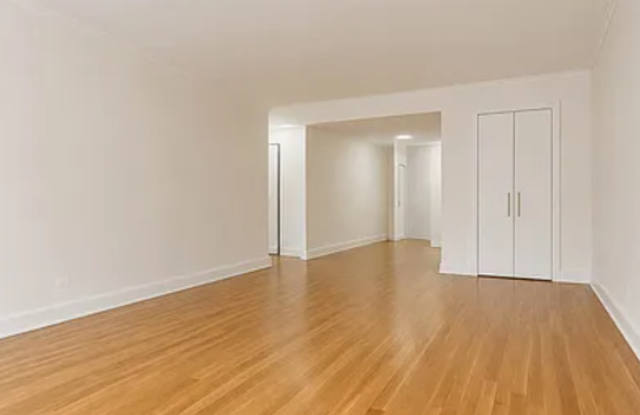 149 W 15th St Gallery 2