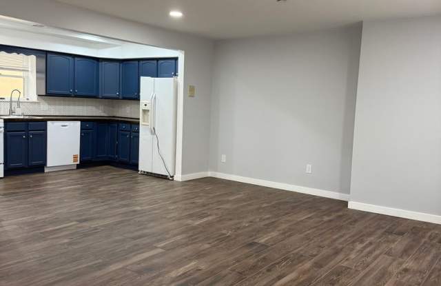 For Rent – 2 Bedroom, 1 Bathroom Apartment in the Ironbound photos photos