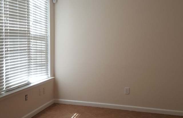 2166 Winthrop Chase Drive Gallery 4