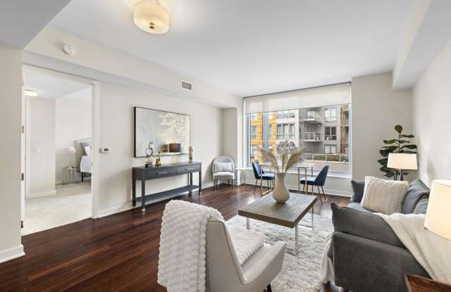 1000 AVENUE AT PORT IMPERIAL - 1000 Avenue at Port Imperial, Weehawken, NJ 07086