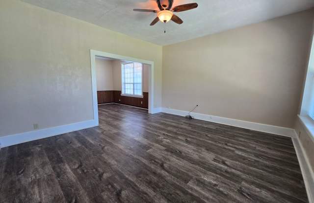 3 Bedroom 2 Bath home in Asher! photos photos