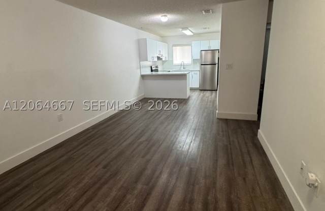 6375 W 22nd Ct Gallery 4