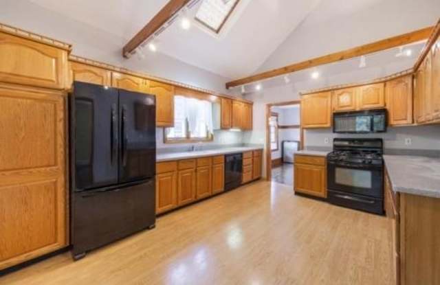 22 Wilson - 22 Wilson Avenue, Watertown Town, MA 02472