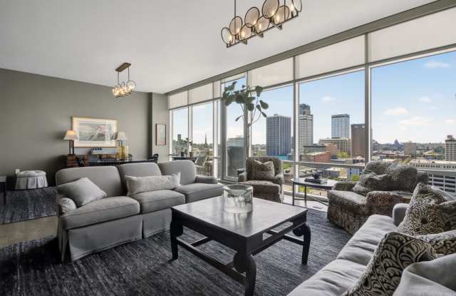 300 E 3rd St Unit MMP89U Gallery 2