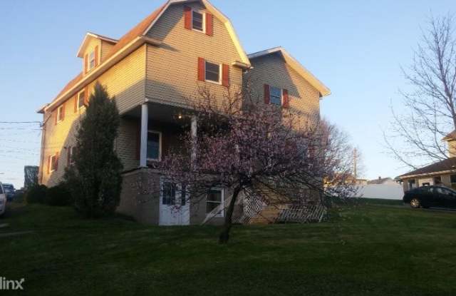 38 Swallow St Apt B - 38 Swallow Street, Pittston, PA 18640