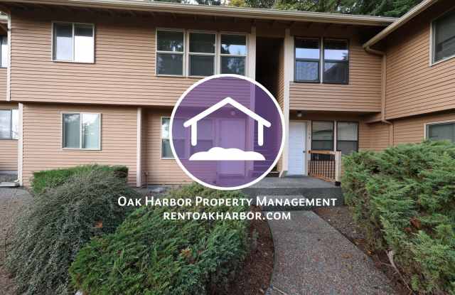 2 Bed 1 Bath - Excellent Condition - NAS Whidbey Gallery 1