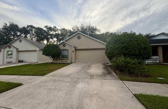 8311 OAK CROSSING Drive W Gallery 1