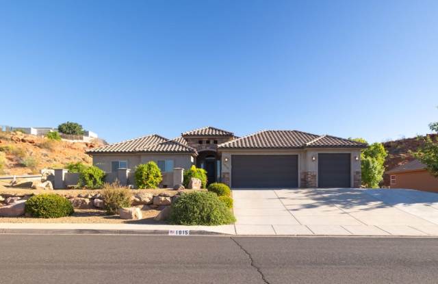 Beautiful 4 Bedroom Home! - 1915 East 1060 North Street, St. George, UT 84770
