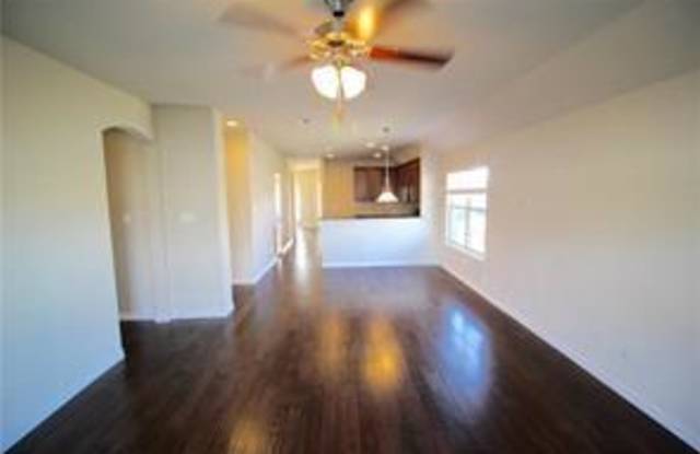 2808 Castle Creek Drive Gallery 2