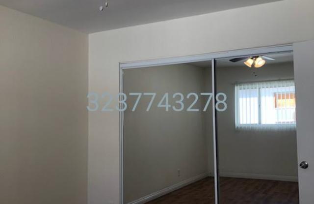 5746 Waring Ave - 5746 W Waring Ave, Los Angeles, CA 90038