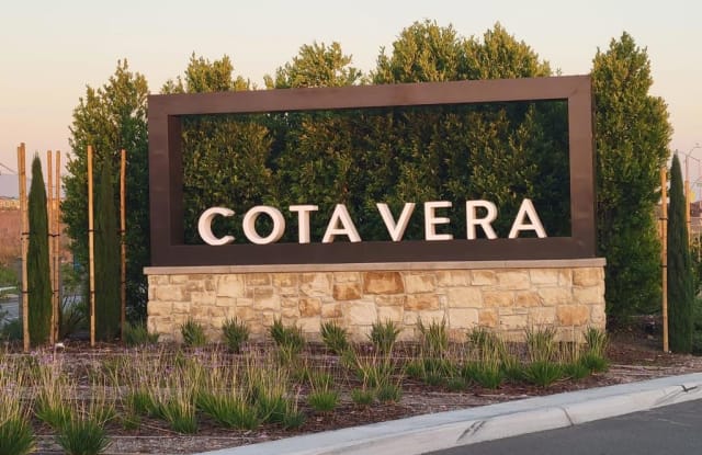 2211 Paseo Levanten - 2211 Paseo Levanten, Chula Vista, CA 91913