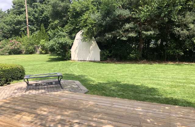 3585 Culbertson Avenue Gallery 3