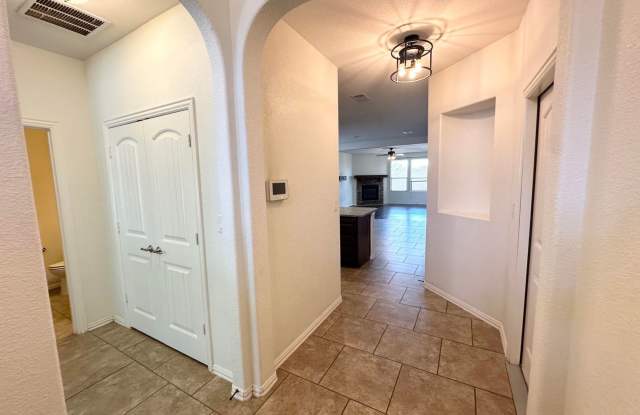 3 Bedroom 2.5 Bathroom Home For Rent Midland Texas Gallery 4