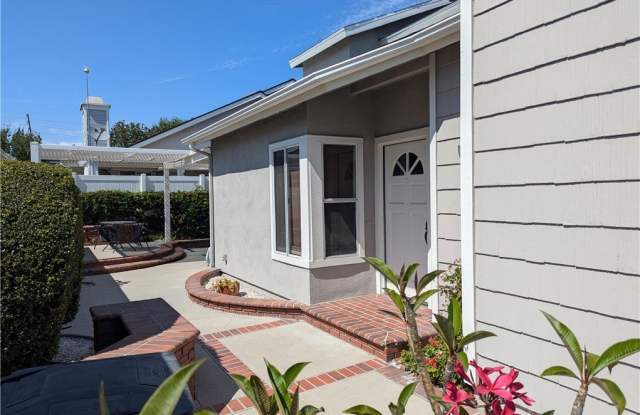 16607 Pear Blossom Court Gallery 3