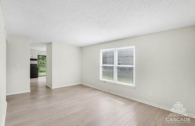 1032 NE Lindsay AvenueD Gallery 4
