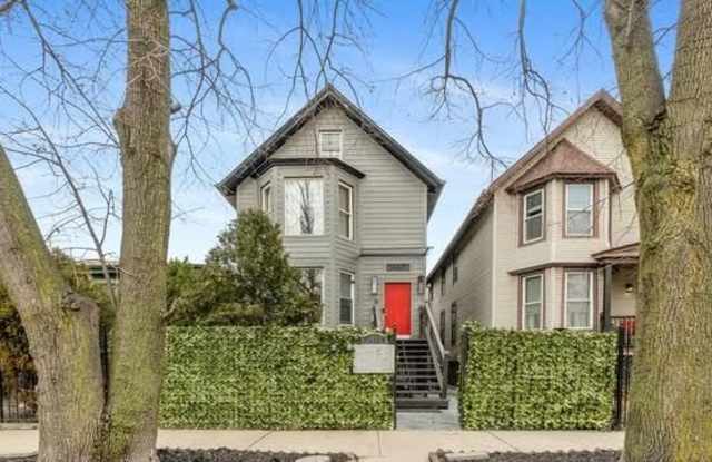 3406 W Dickens Avenue unit: 2 photos photos