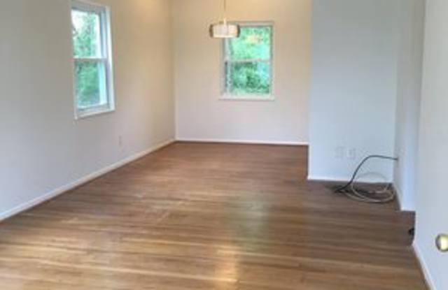 2008 Oswald Pl Gallery 4