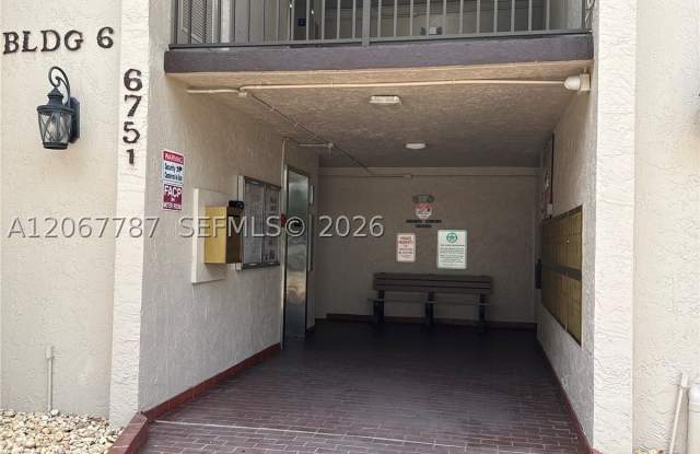 6751 N University Dr Gallery 2