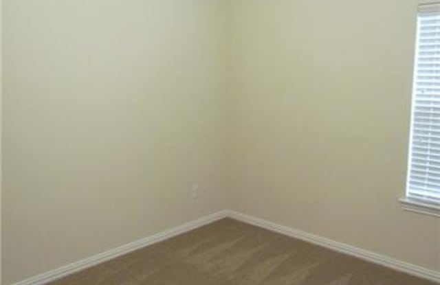 2448 Flowing Springs Drive Gallery 4