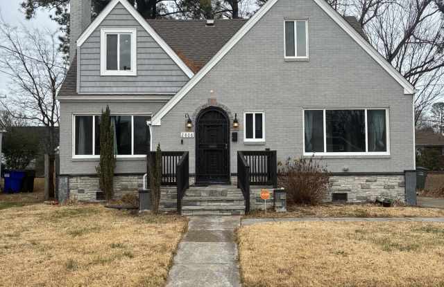 2808 Beachmont Avenue photos photos