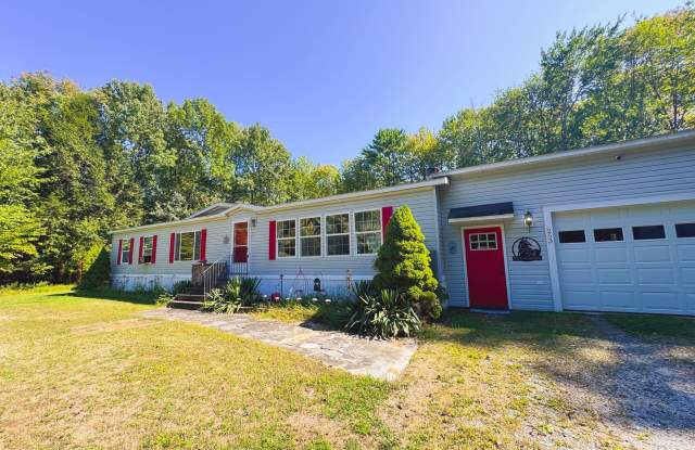 Quaint 2 Bed 2 Bath Home photos photos