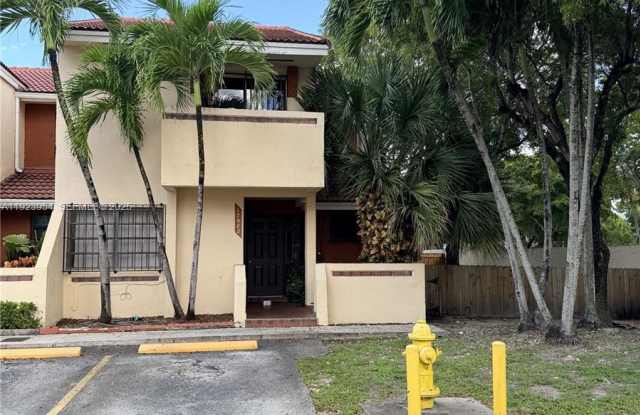 17982 Northwest 68th Avenue photos photos