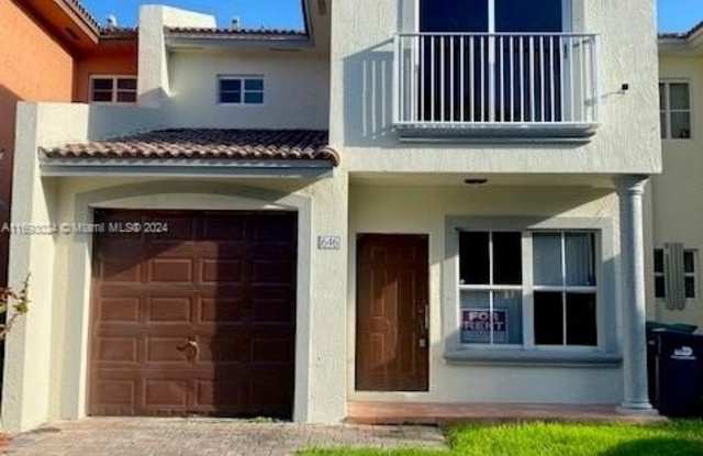 646 SW 7 TER - 646 Southwest 7th Terrace, Florida City, FL 33034