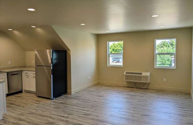 1016-B 8th Ave W Gallery 4