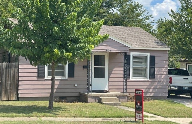 503 N University Boulevard - 503 North University Boulevard, Norman, OK 73069