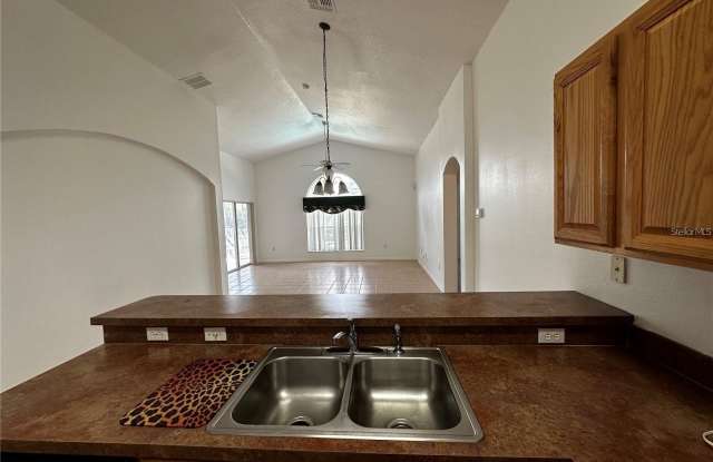 4795 CUMBRIAN LAKES Drive Gallery 4