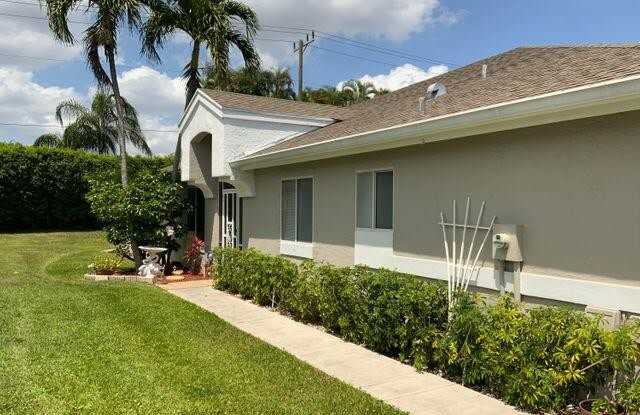 9183 Vineland Court Gallery 3