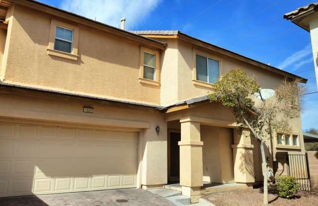 2 Story Home Designed for Comfort photos photos