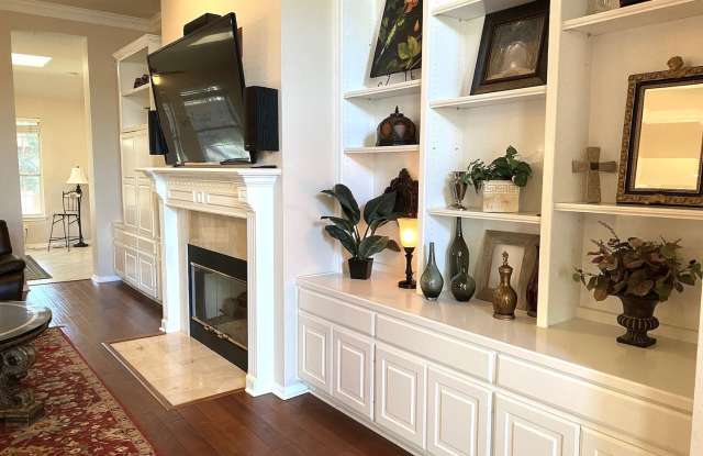 9509 Graceland Trail Gallery 4