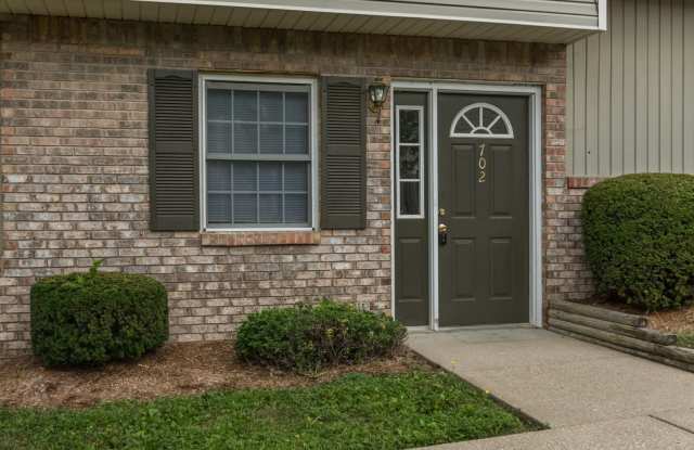 704 Sherwood Hills Gallery 3