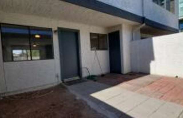 3411 North 12th Place Unit 8 photos photos