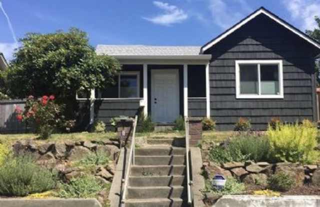4524 Orcas St - 4524 South Orcas Street, Seattle, WA 98118