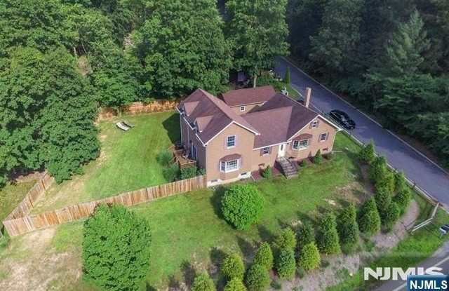 50 Piermont Road Gallery 1
