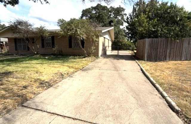 Nice 3 bedroom 2 bath in North Waco Gallery 3