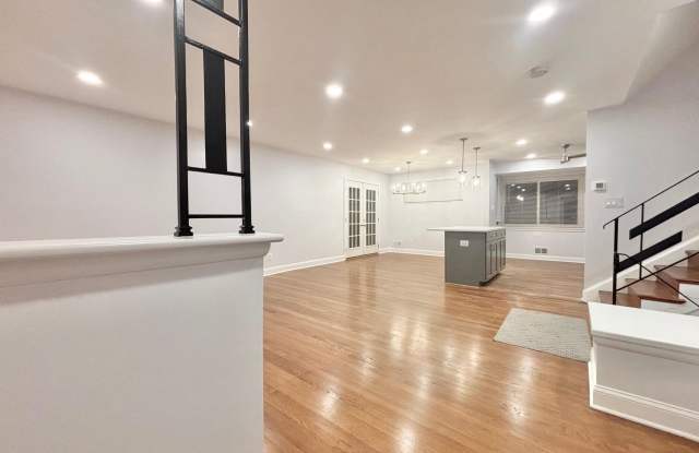 2712 FINCH Street photos photos