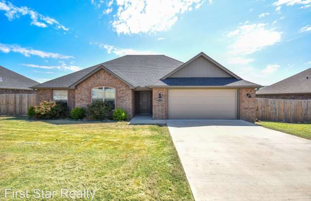 460 Captain Marshall St - 460 Captain Marshal St, Prairie Grove, AR 72753